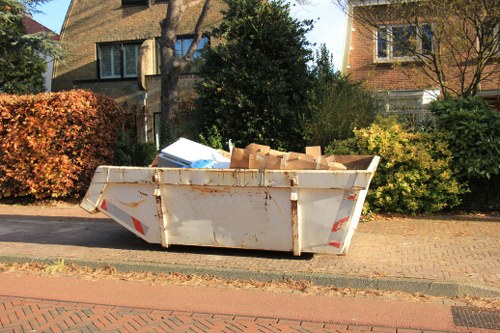 Benefits of hiring a skip for waste disposal management